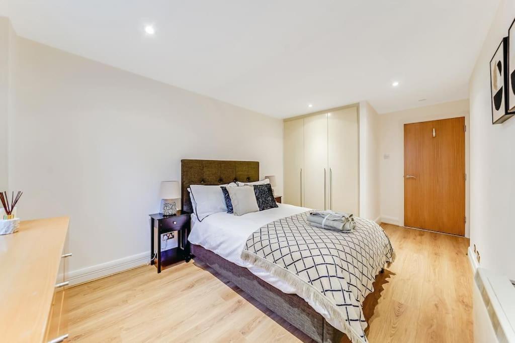 Spacious 1 Bedroom Apt Near Marble Arch Londres Extérieur photo